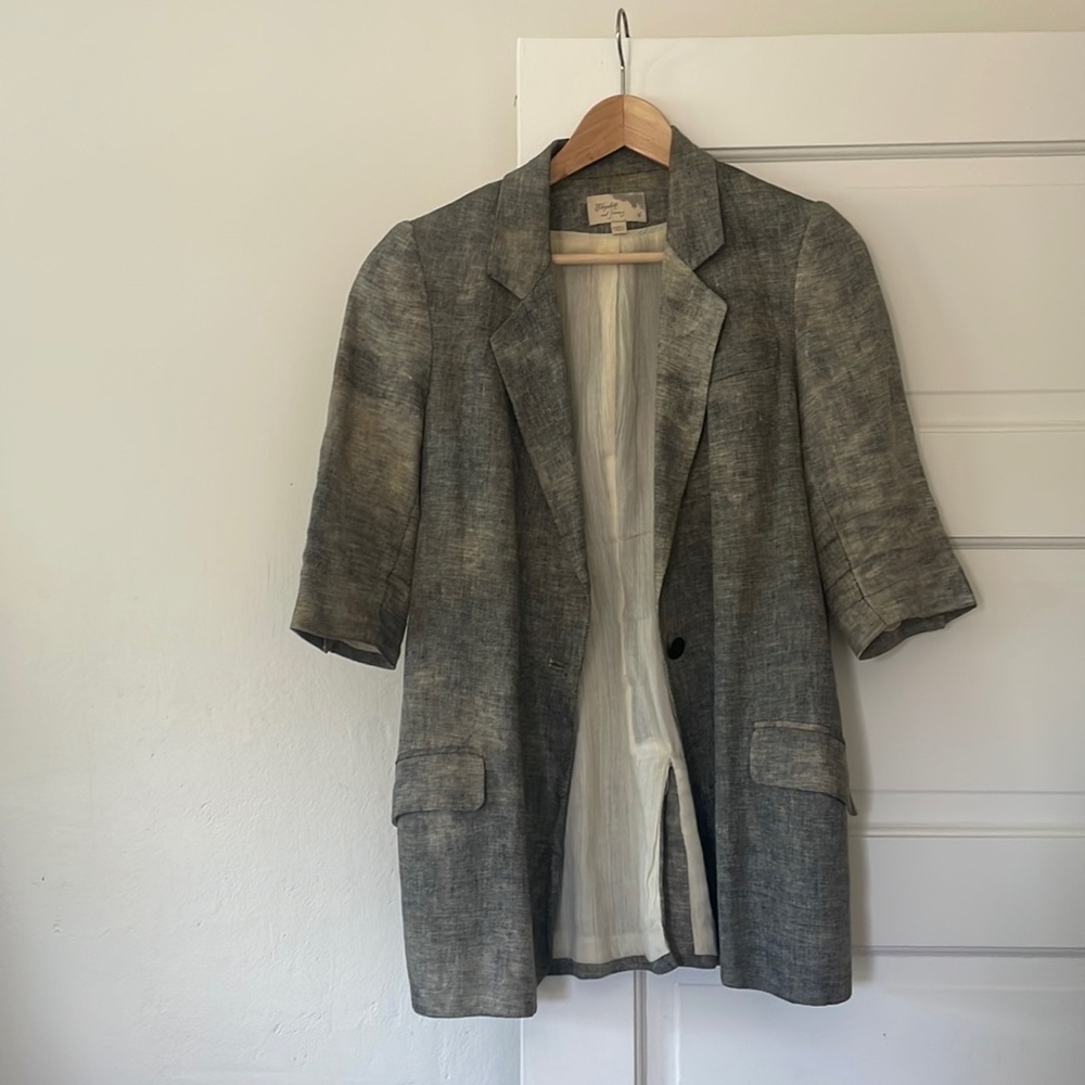 Elizabeth and James Heathered Gray Short-Sleeve Blazer